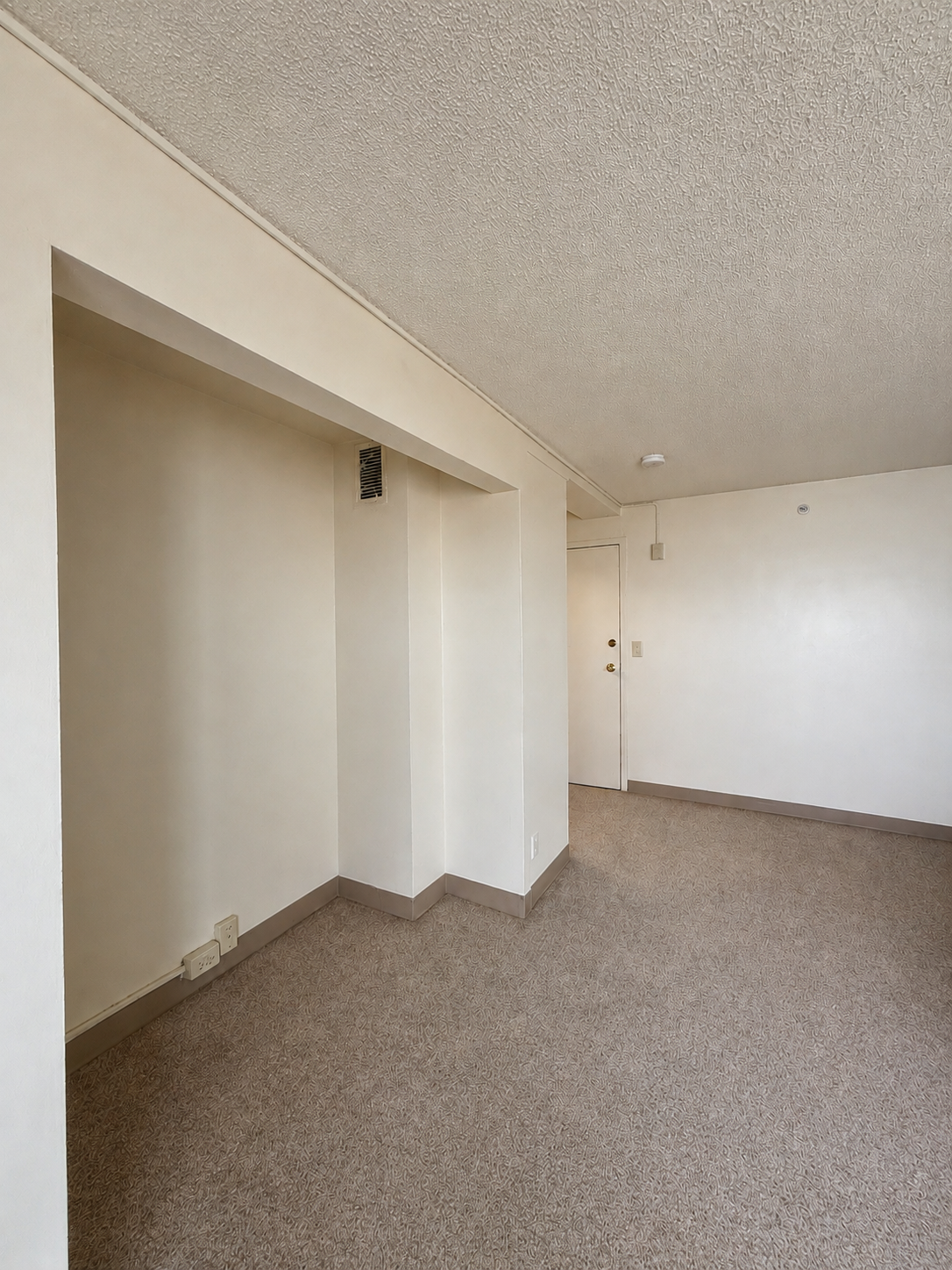 2 Bedroom Apartment, Northward Building, Market Rate, Unit 705